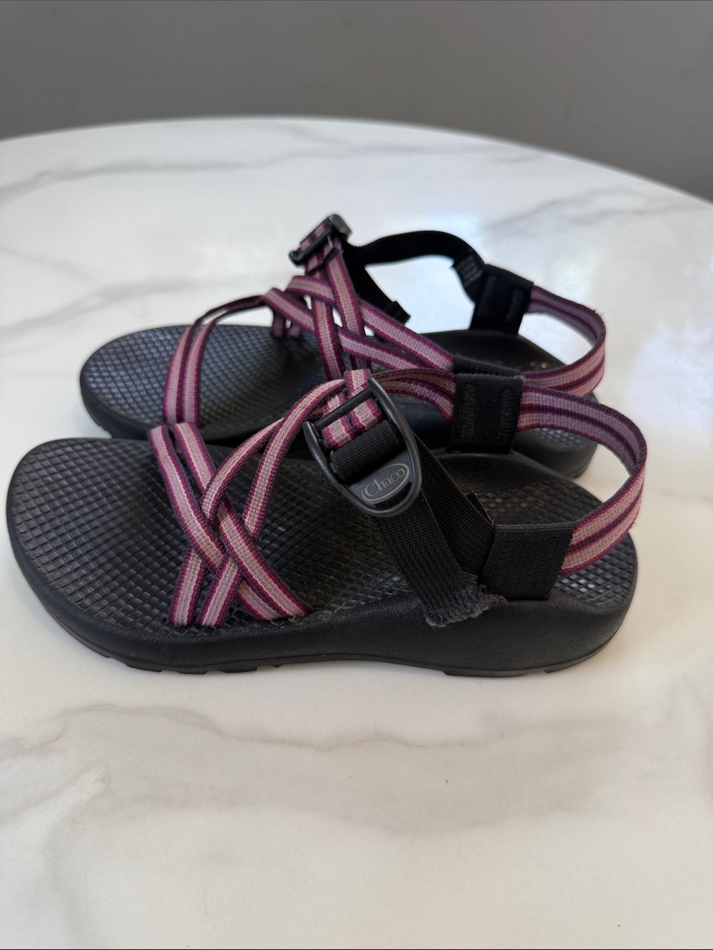 Chaco women’s Pink and Purple Striped Sandals size 6